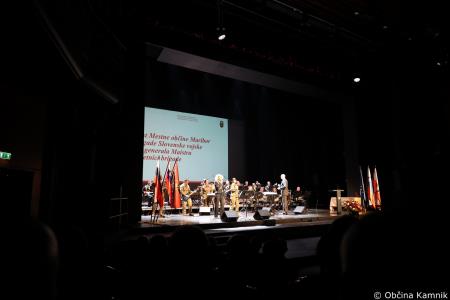Proslava ob prihajajočem državnem prazniku, dnevu Rudolfa Maistrav Mariboru (36)